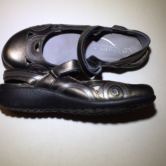 Naot Loafer - Picture 4 of 5